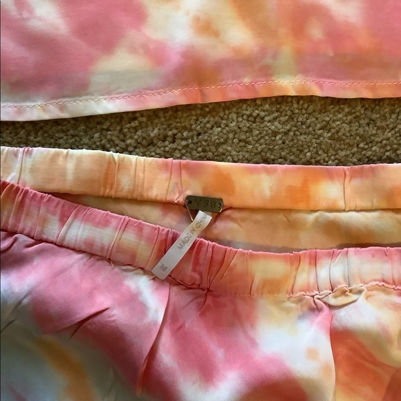 Young Fabulous & Broke Tie Die Satin Amor Tank and Felicity Skirt Size M - Picture 4 of 6